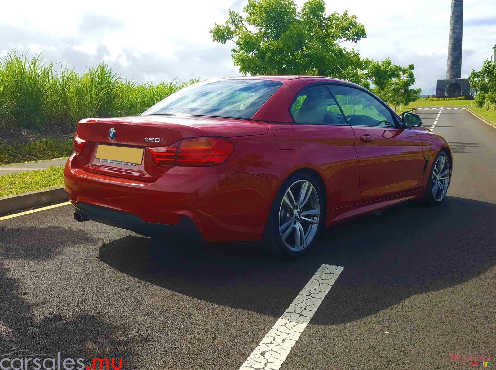 2014' BMW 428 i M Sport Convertible photo #3
