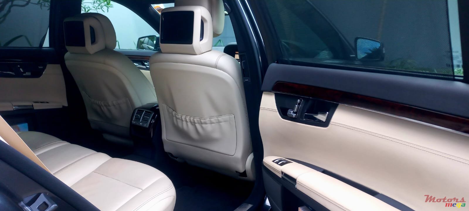 2012' Mercedes-Benz S 350 photo #5