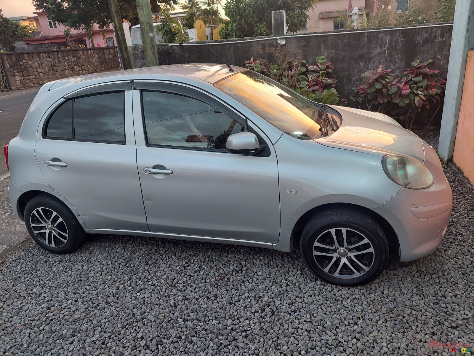 2010' Nissan March photo #2