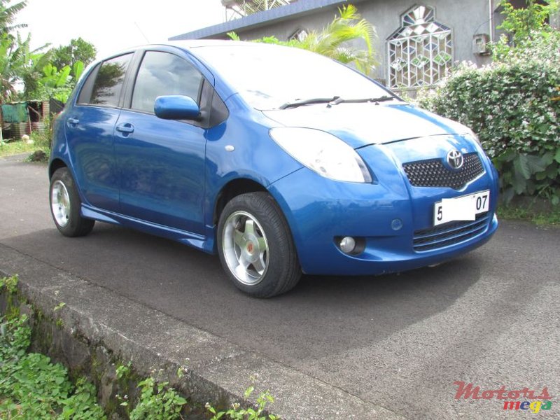 2007' Toyota Yaris Sport Full Option  photo #1