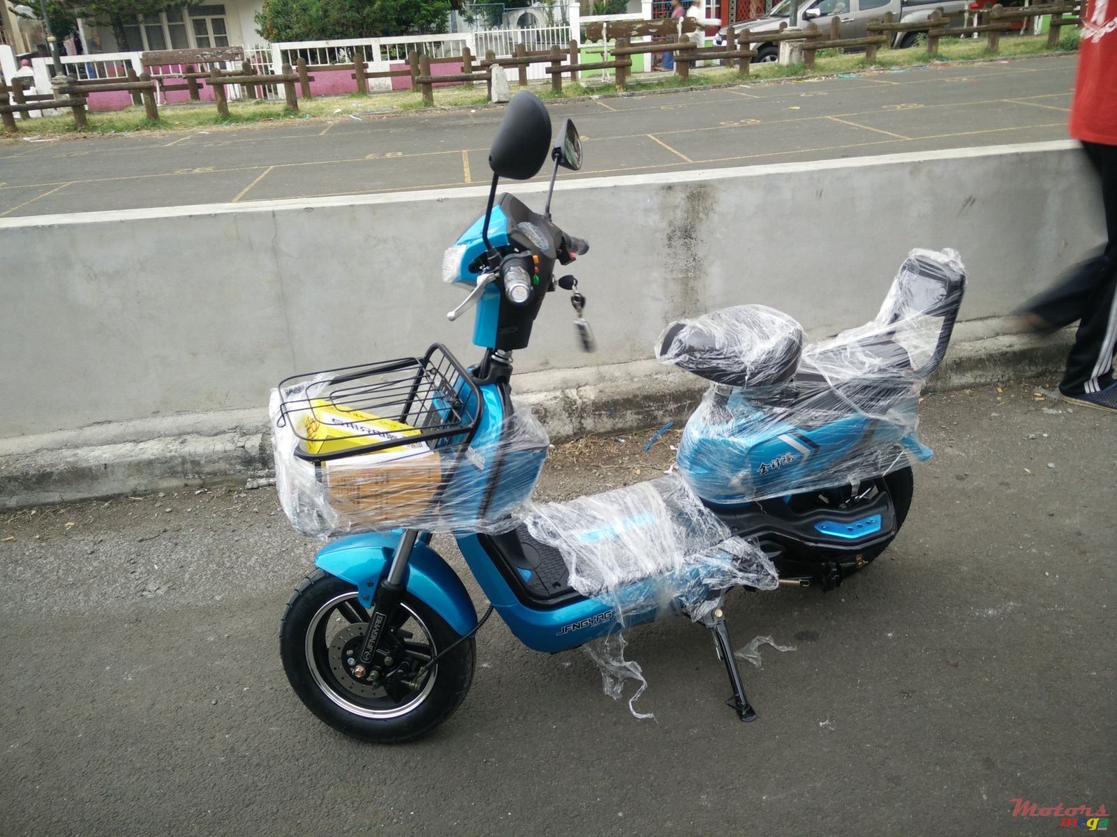 2017' TRX Scooter photo #1