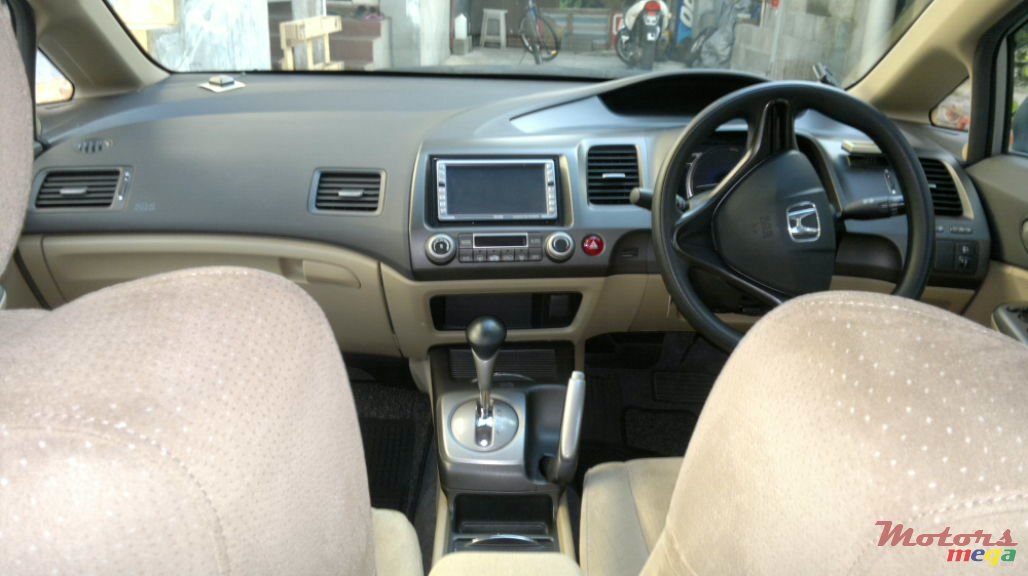 2008' Honda Civic photo #4