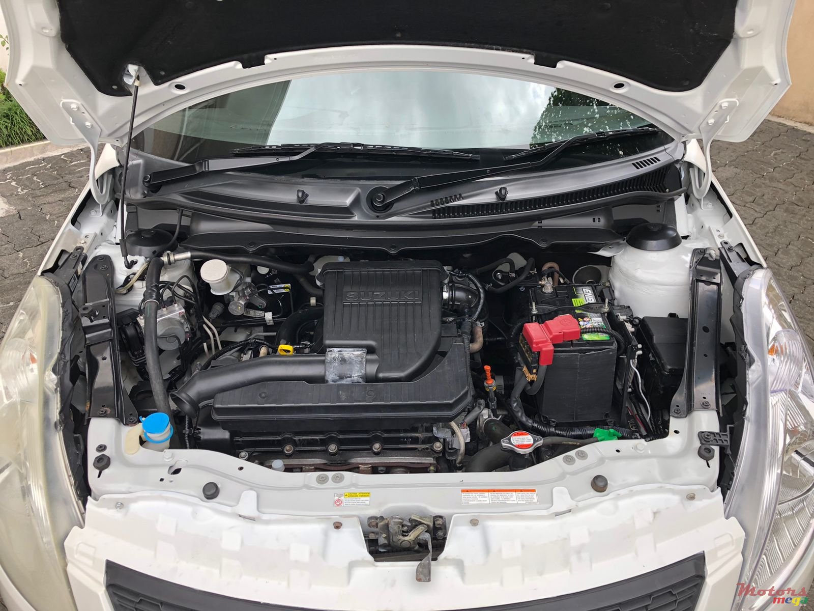 2017' Suzuki Swift photo #5