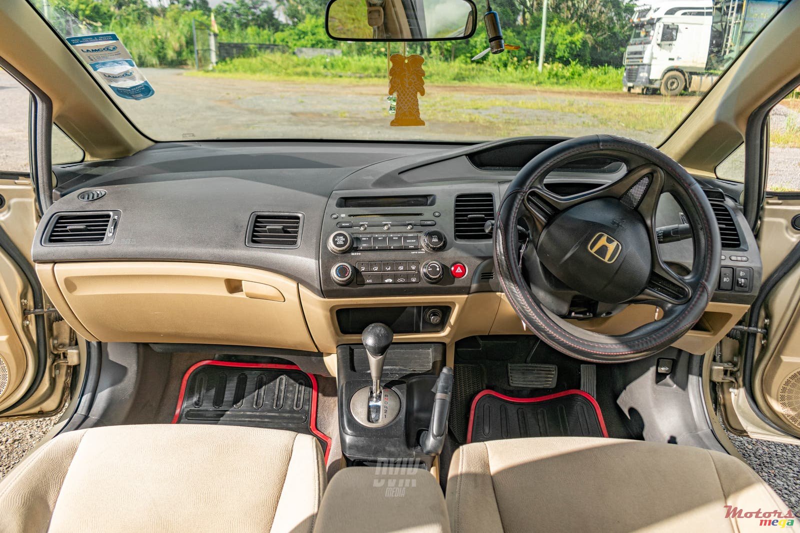 2008' Honda Civic Sole Owner Stock Version photo #5