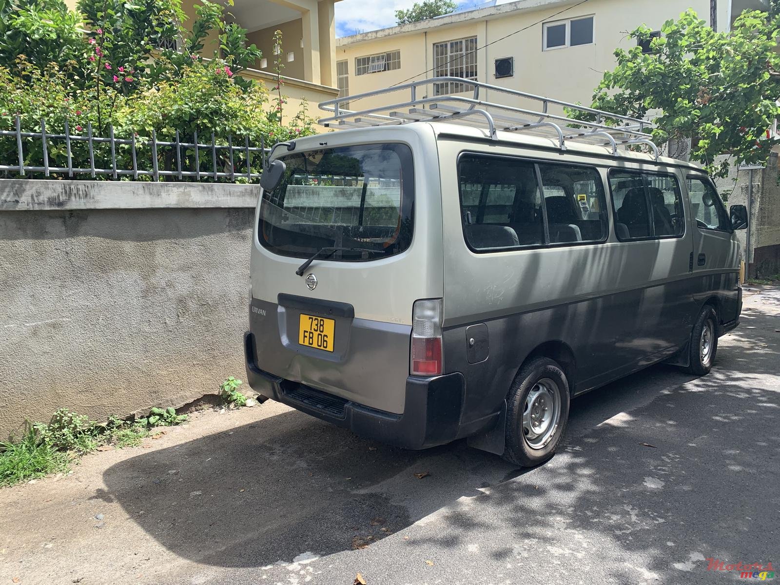 2006' Nissan photo #4