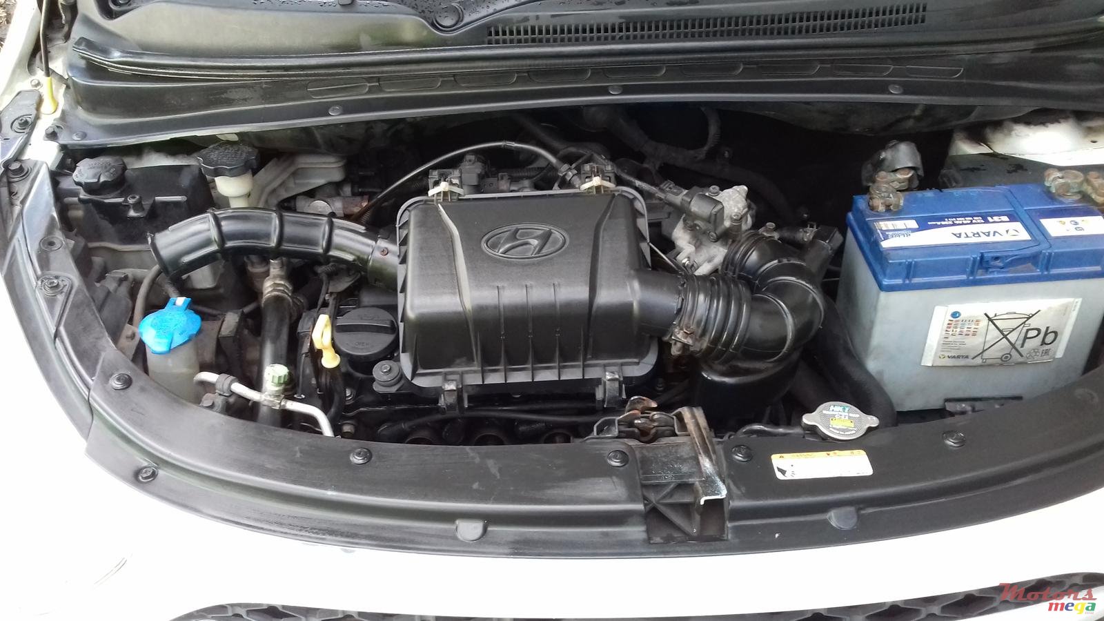 2012' Hyundai i10 photo #6