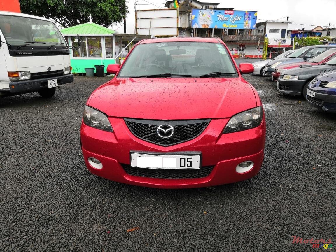 2005' Mazda 3 photo #2