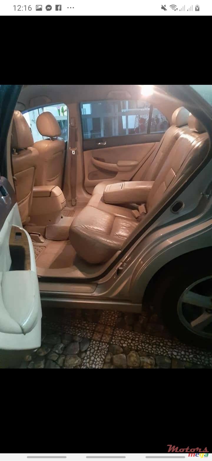 2006' Honda Accord photo #3