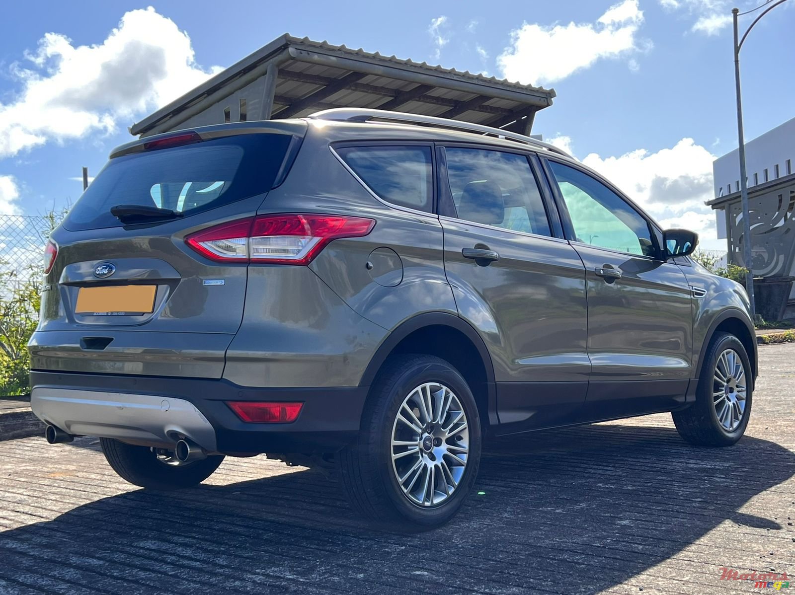 2014' Ford Kuga photo #4