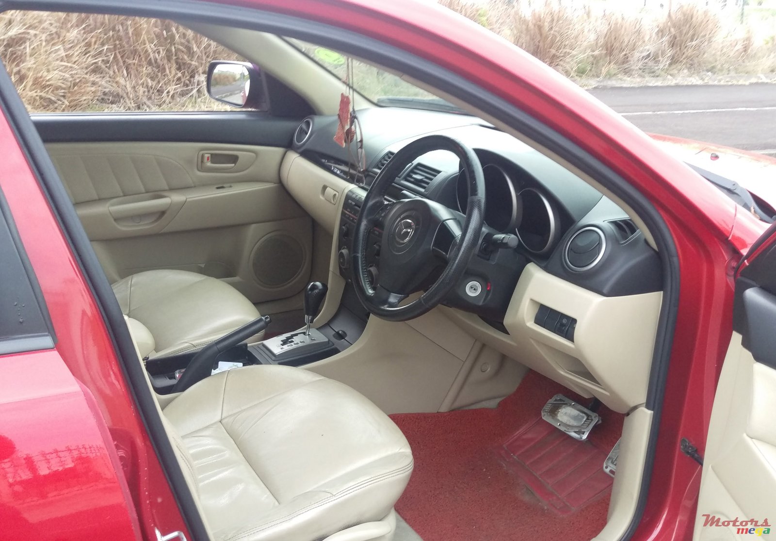 2005' Mazda 3 photo #3