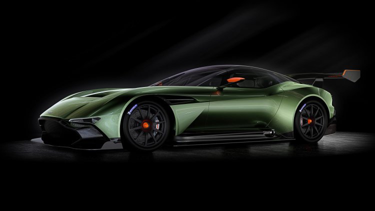 Aston Martin Vulcan Revealed with 7.0L V12, More Than 800 hp