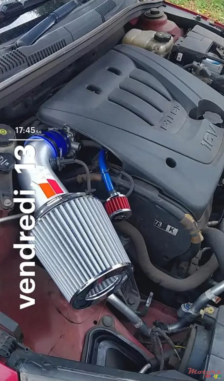 2011' Chevrolet Cruze photo #5