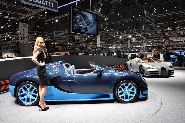 Bugatti Veyron Grand Sport Vitesse is Where Top Speed Goes Topless