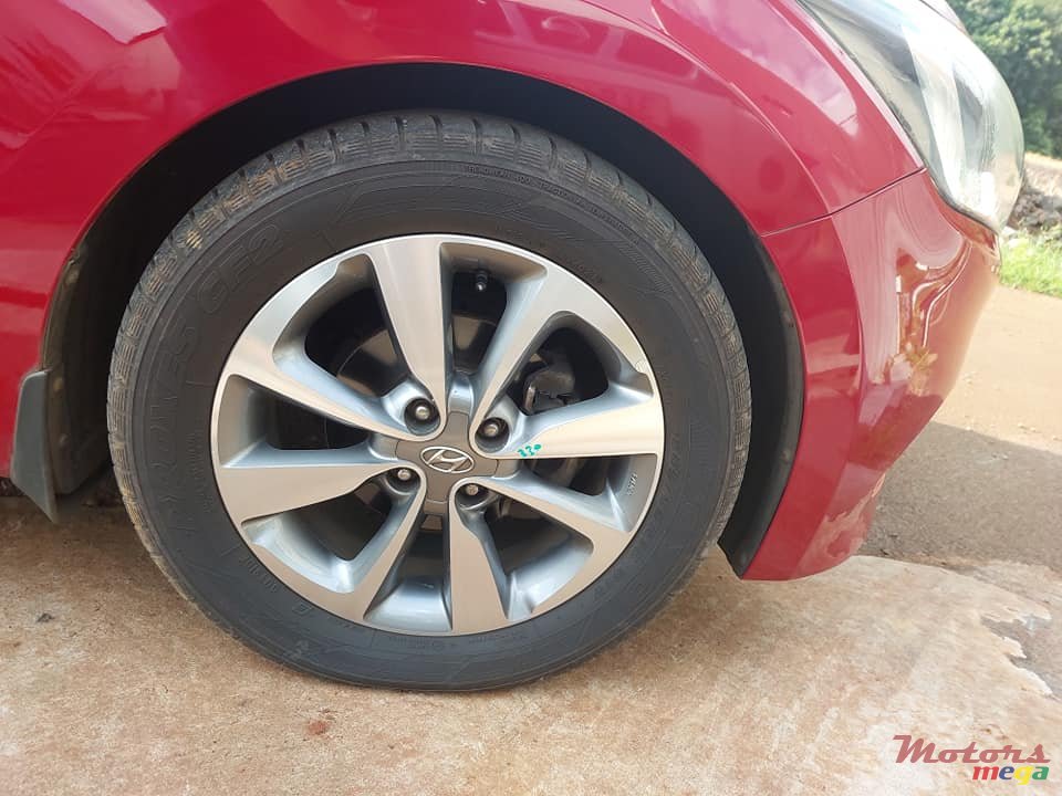 2016' Hyundai i20 LX photo #6