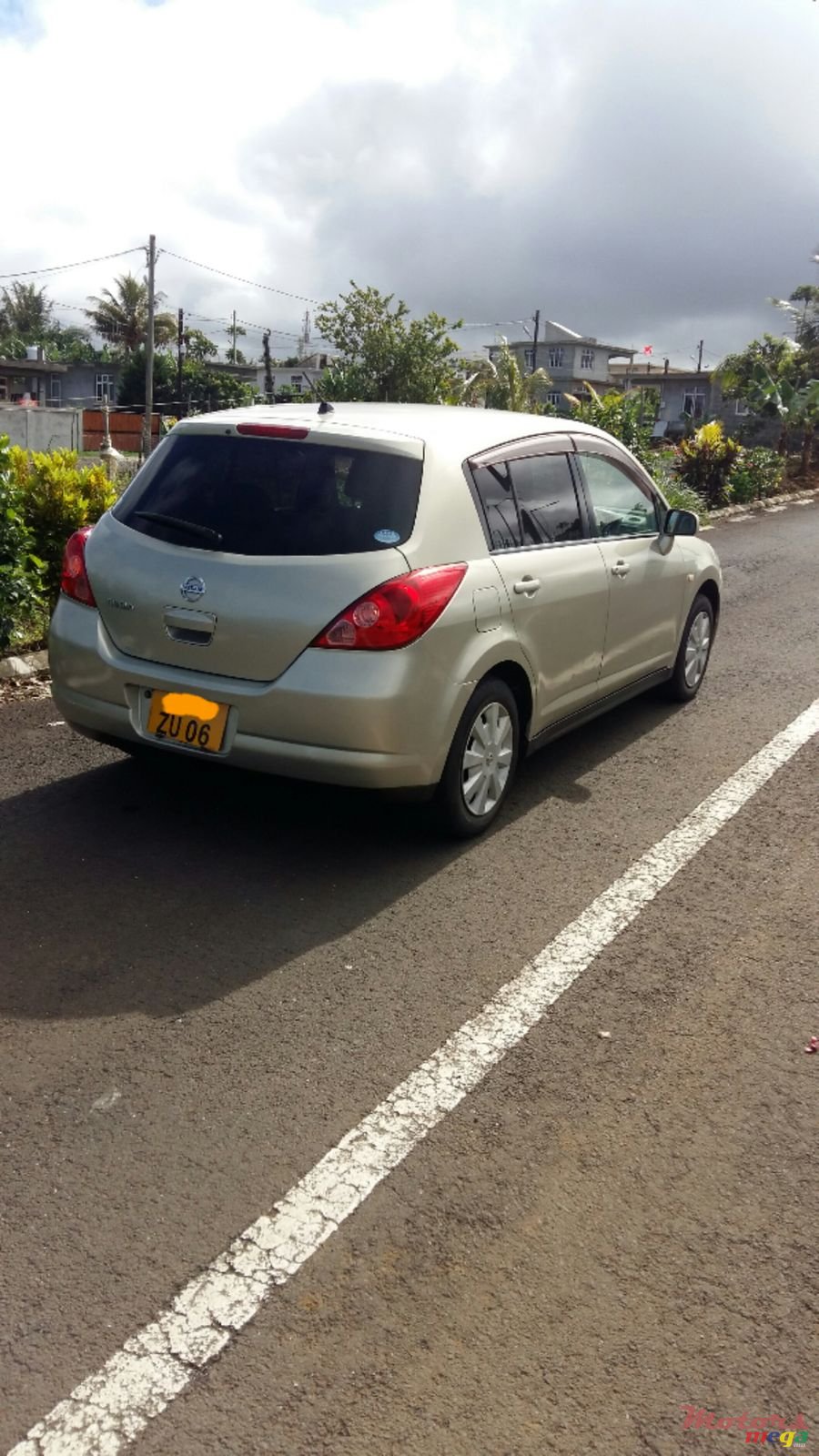 2006' Nissan Tiida photo #2