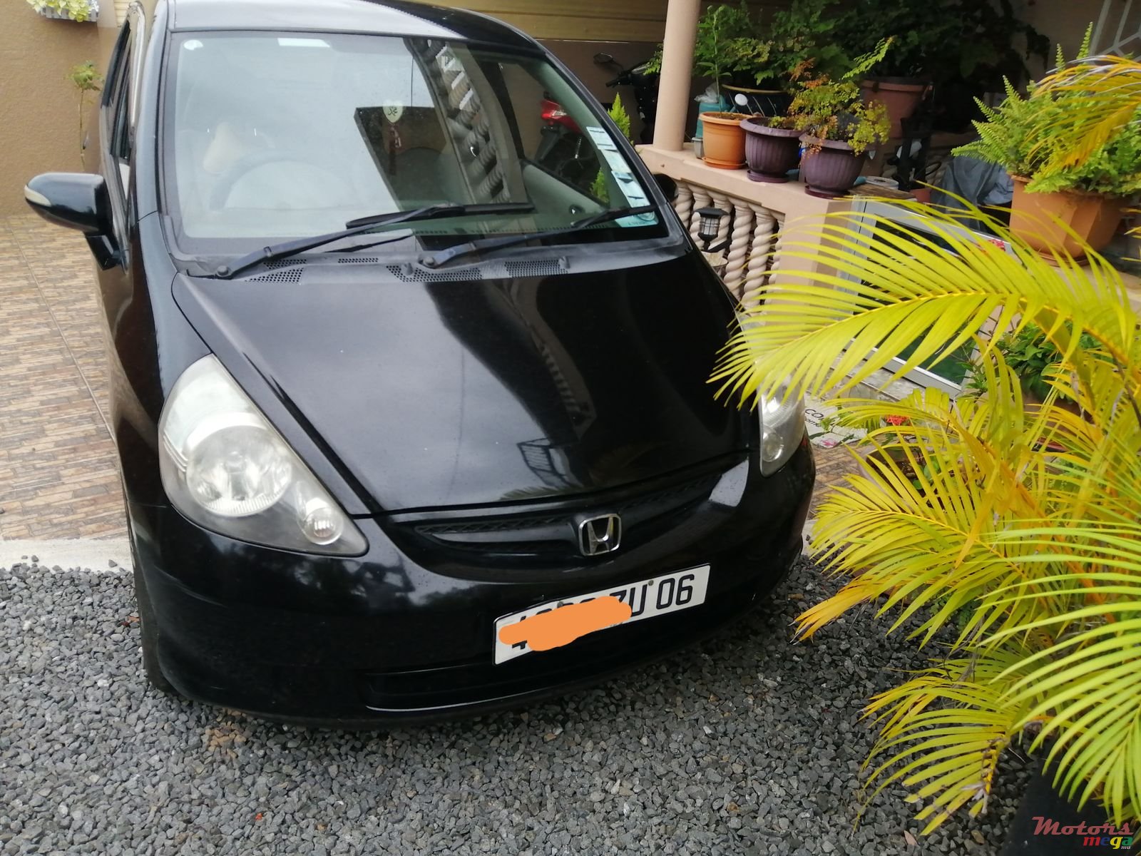 2006' Honda Fit photo #2