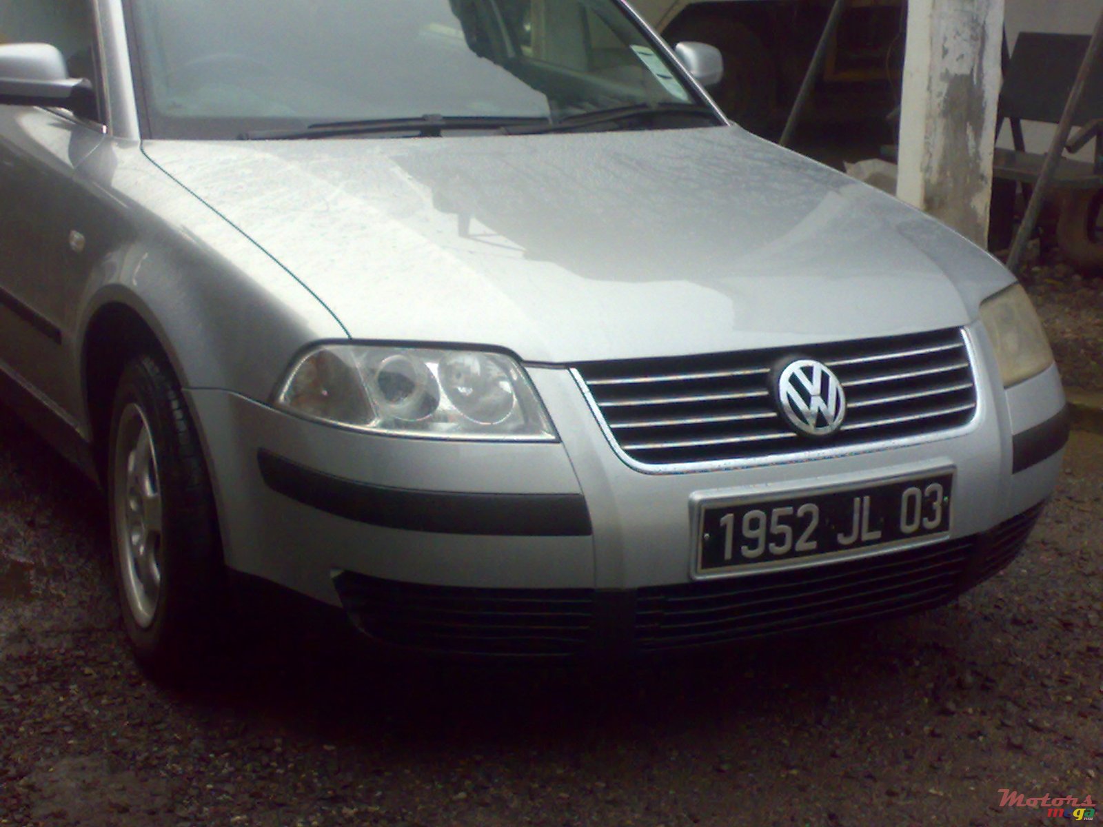 2003' Volkswagen Passat photo #4