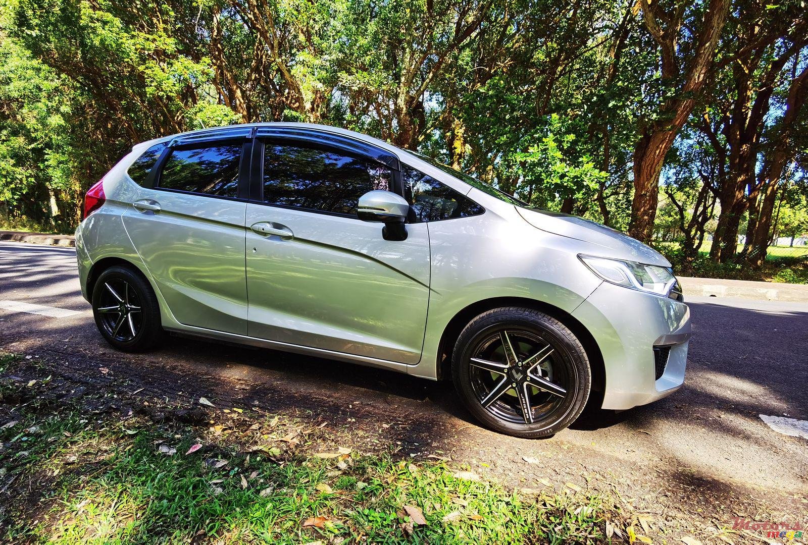 2015' Honda Fit 1.3 photo #3