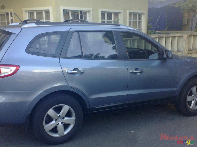 2007' Hyundai Santa Fe photo #1