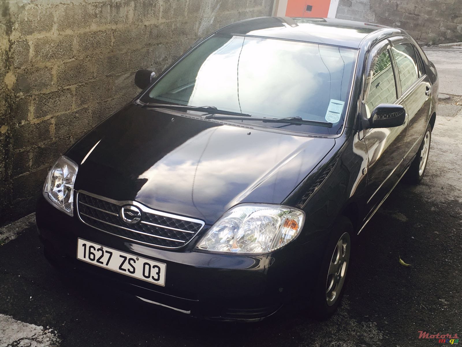 2003' Toyota Corolla NZE XLi JAPAN photo #5