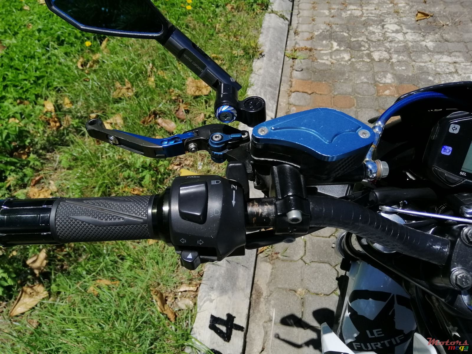 2016' Suzuki photo #4