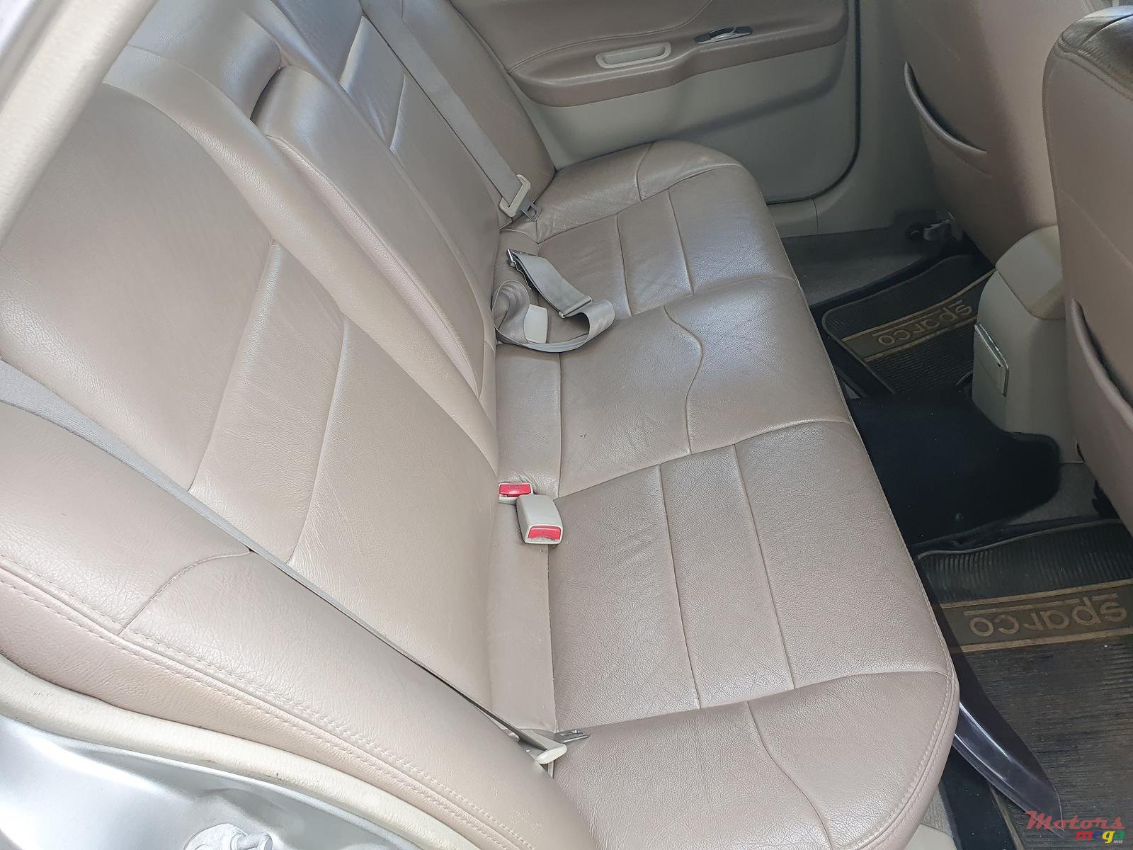 2005' Mitsubishi Lancer photo #7