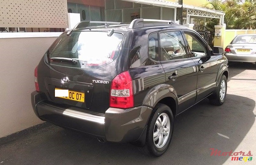 2007' Hyundai Tucson photo #2