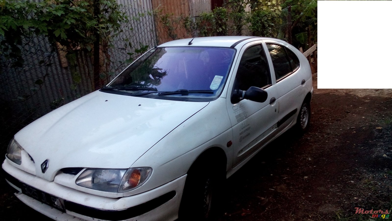 1999' Renault photo #2