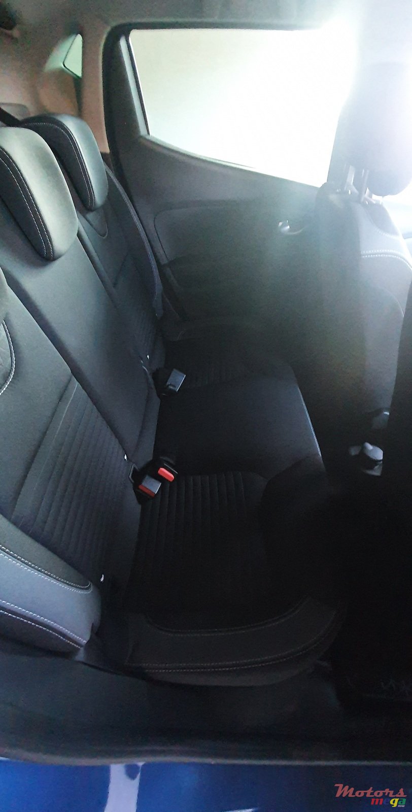 2016' Renault Clio photo #5