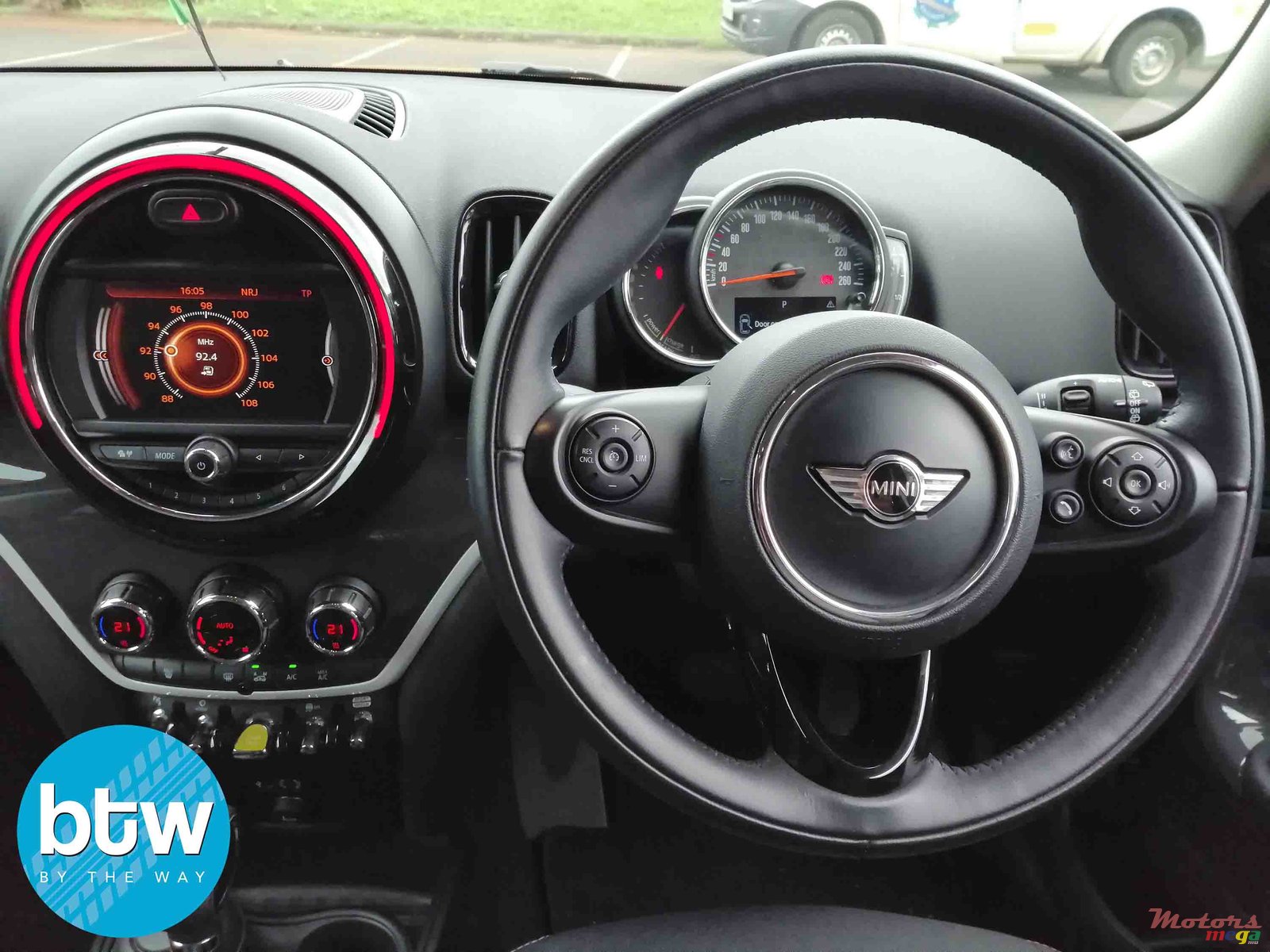 2018' MINI Countryman S Cooper F60 photo #6