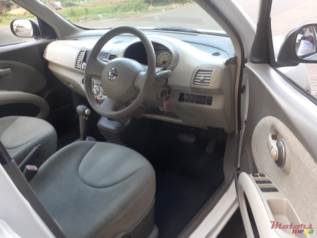 2006' Nissan March automatic photo #5