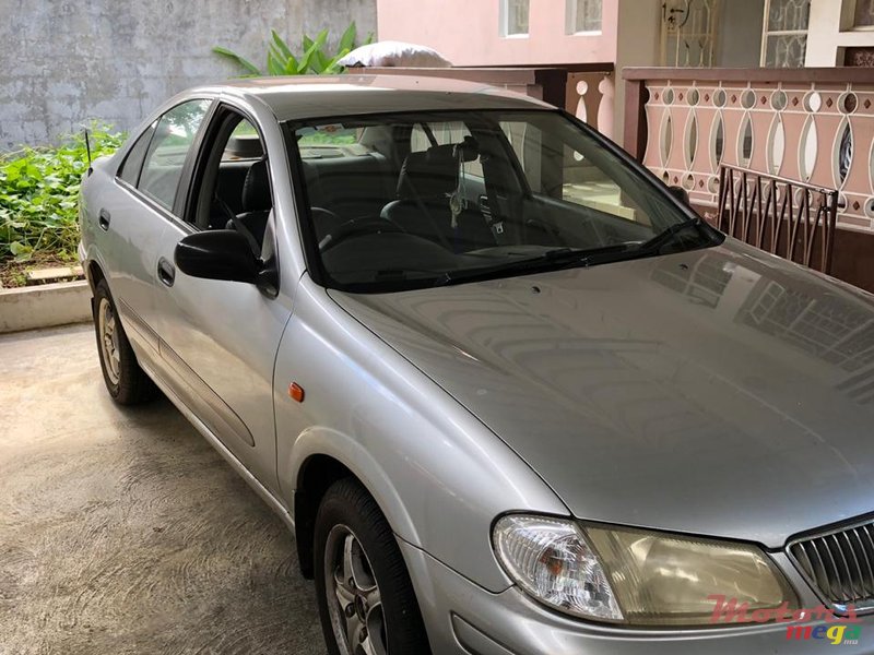 2003' Nissan Sunny Original photo #1