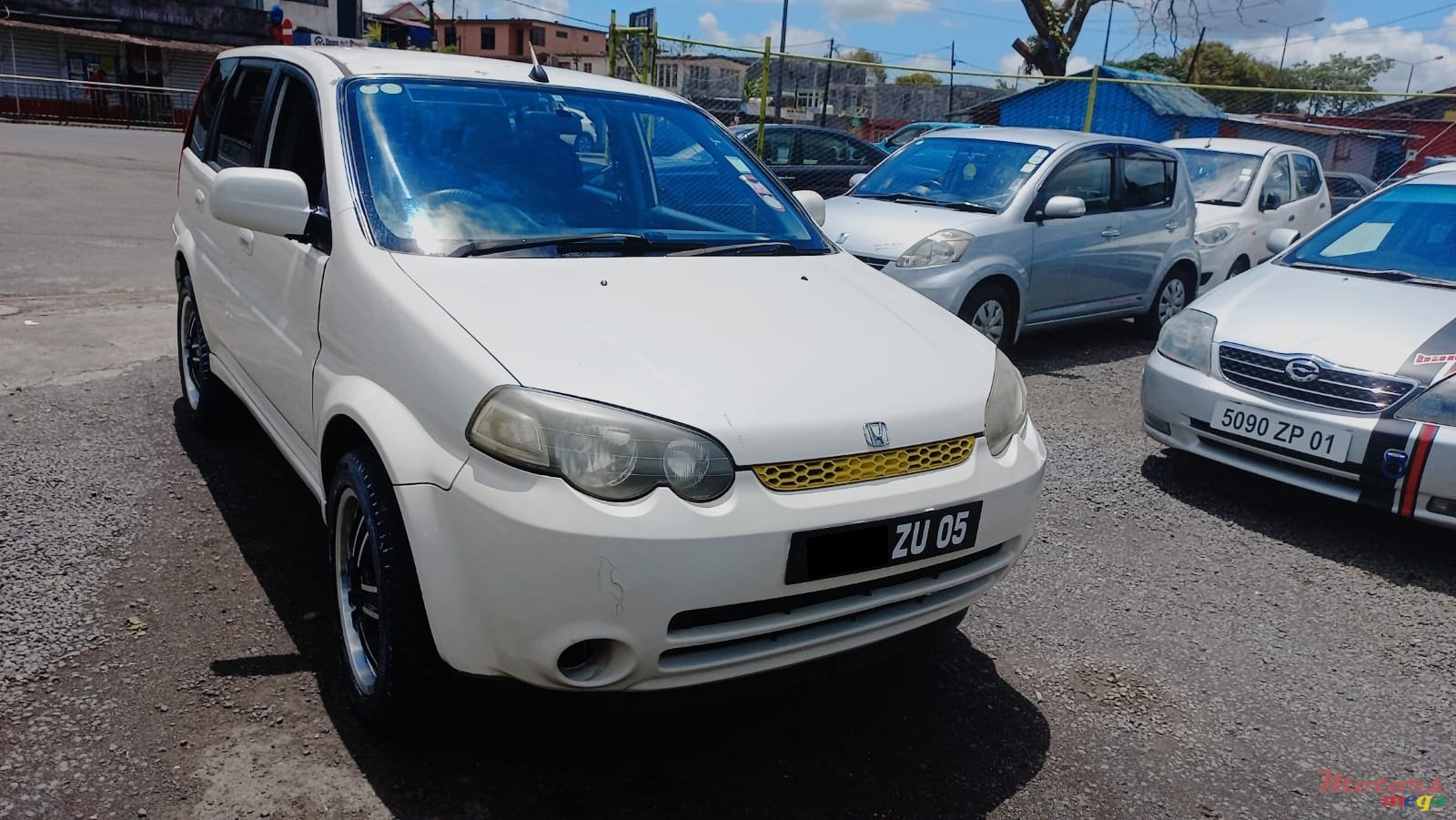 2005' Honda CR-V photo #1