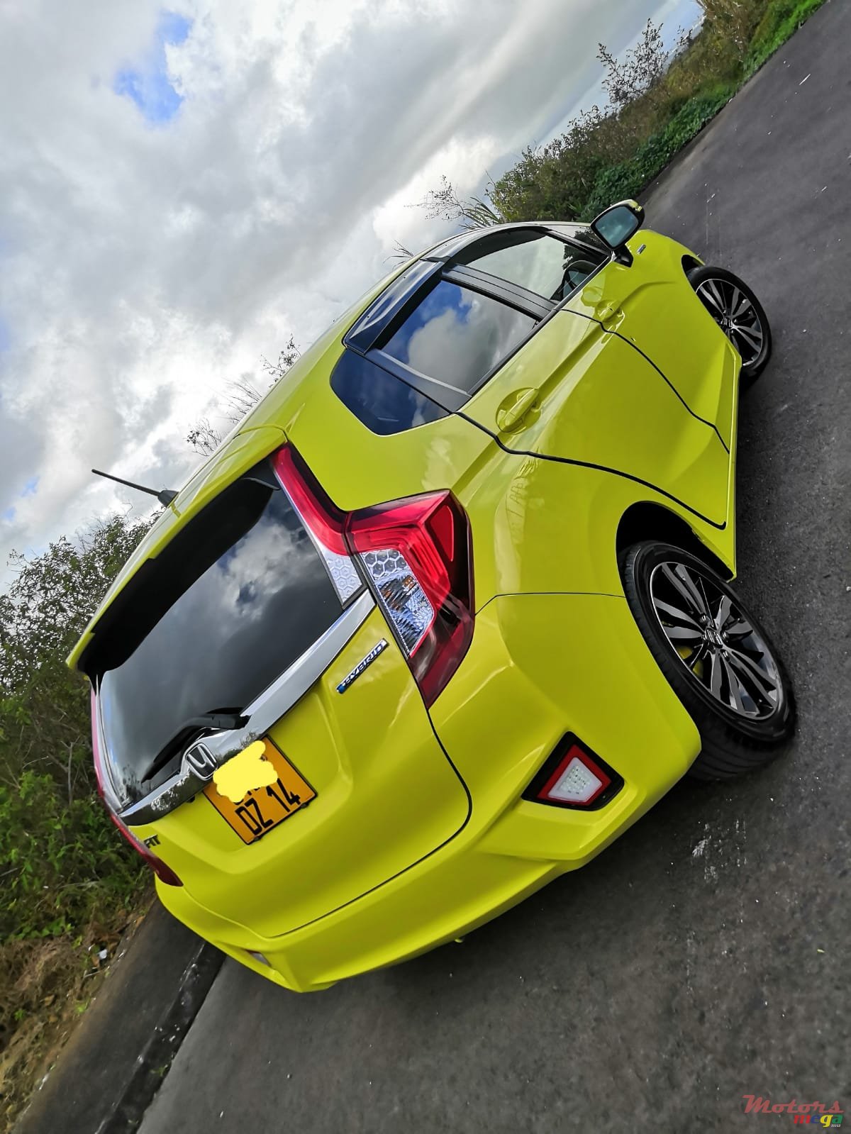 2014' Honda Fit L package photo #3