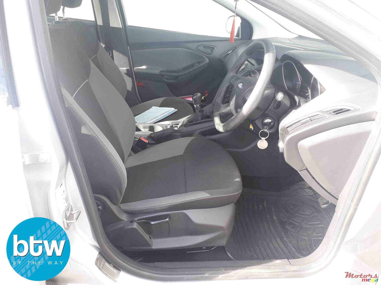 2013' Ford Focus photo #4