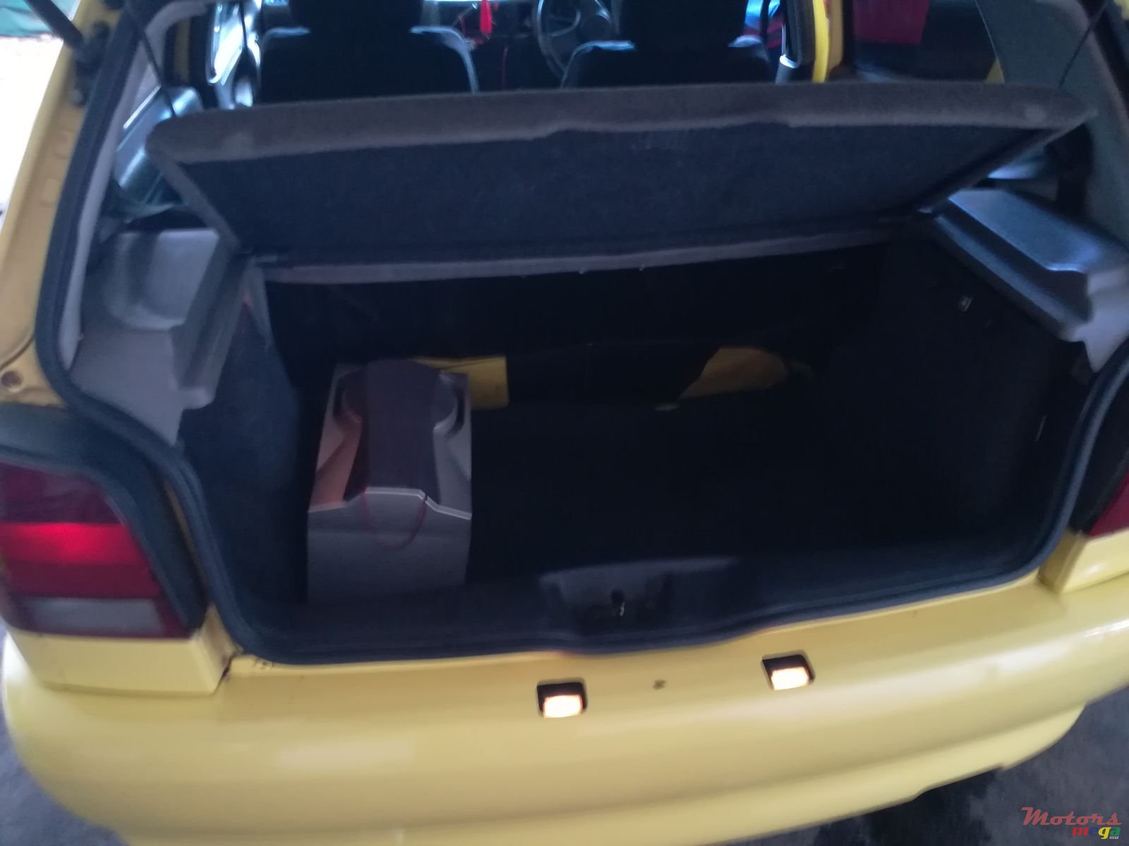 1999' Volkswagen Polo photo #2