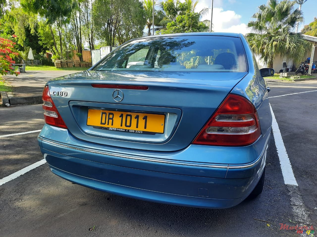 2002' Mercedes-Benz C-Class photo #3