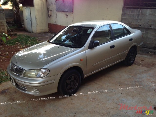2002' Nissan Sunny N16 photo #1