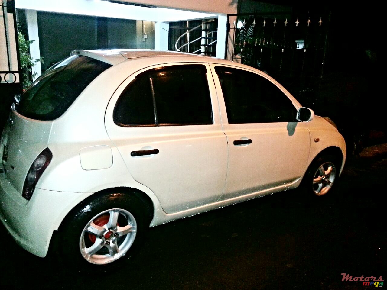 2002' Nissan Micra photo #1