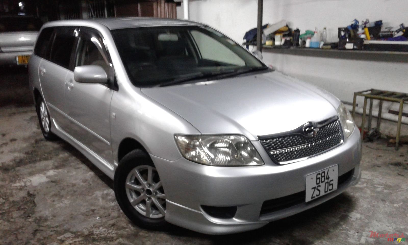 2005' Toyota Fielder X photo #1