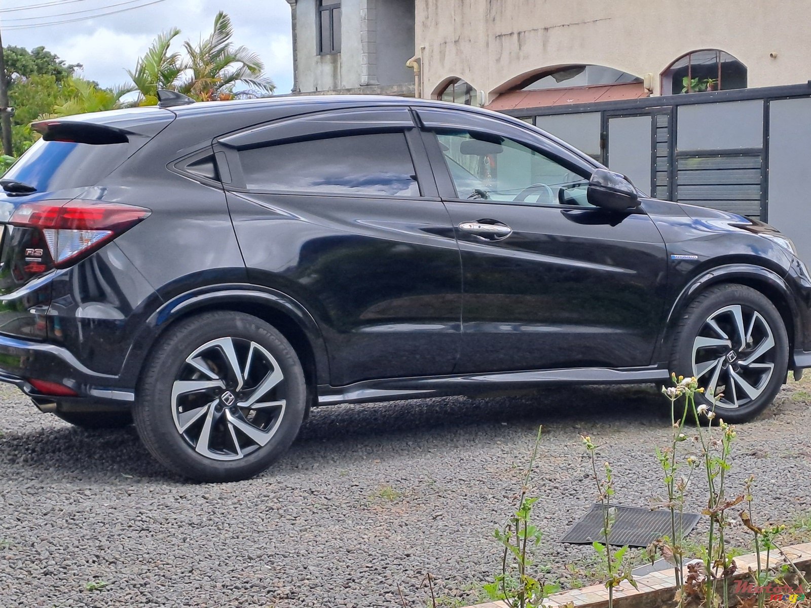 2017' Honda RS LINE HONDA VEZEL HYBRID photo #1