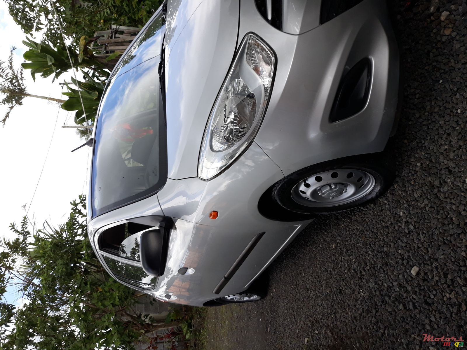 2012' Hyundai i10 photo #2