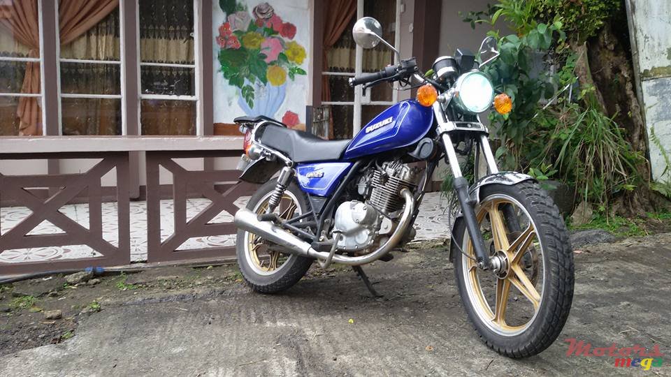 2003' Suzuki GN 125 photo #1