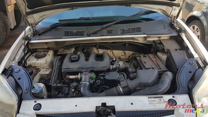 2008' Citroen Berlingo photo #3