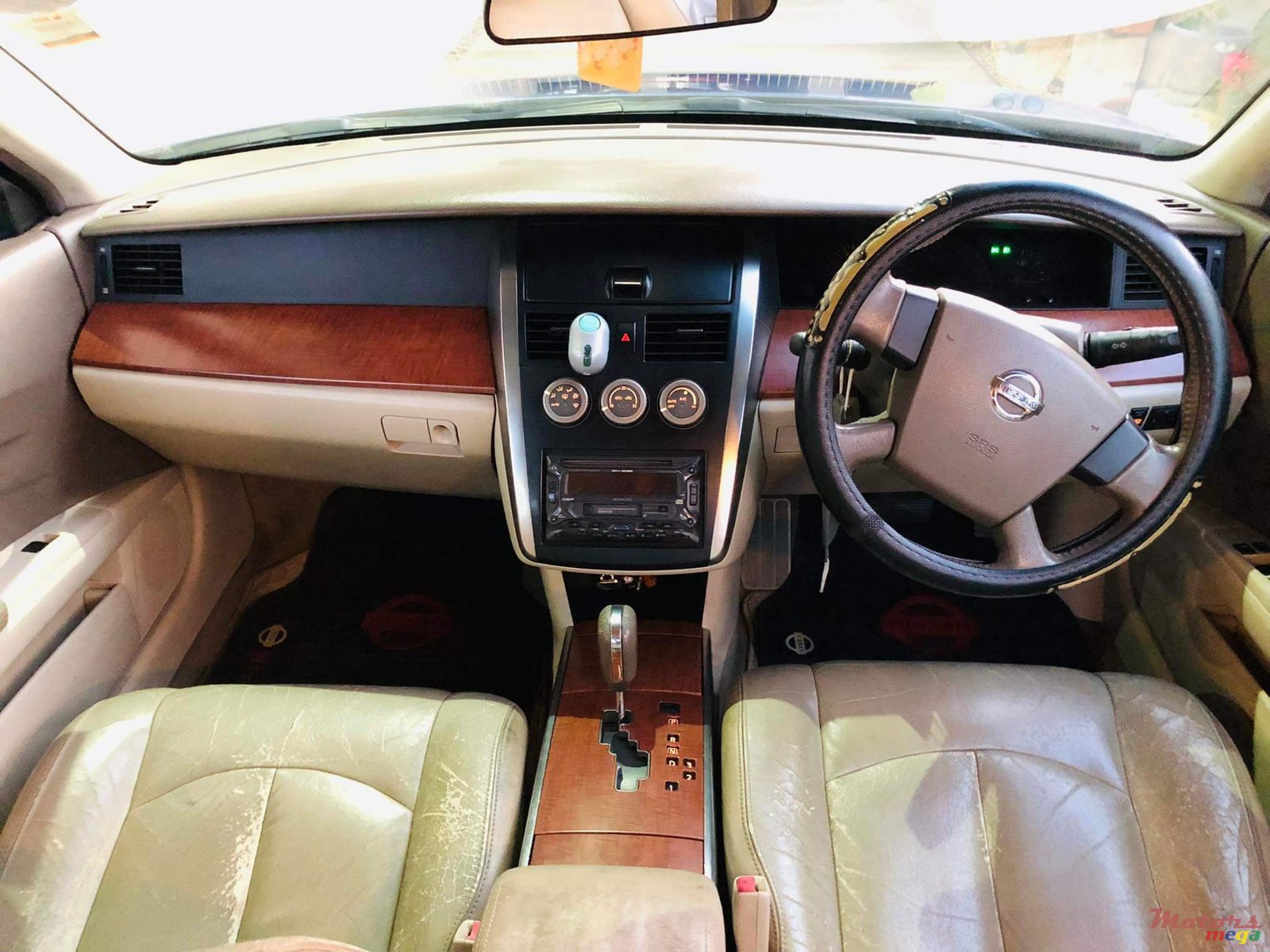 2004' Nissan Cefiro photo #5