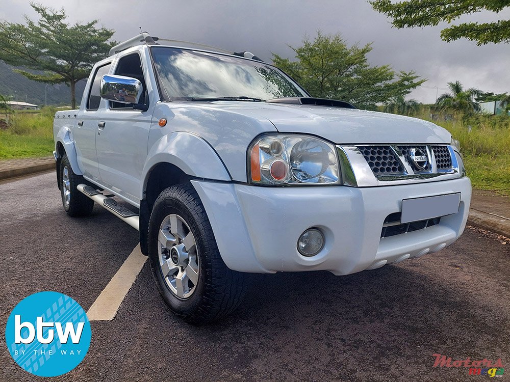 2016' Nissan NP300 photo #1