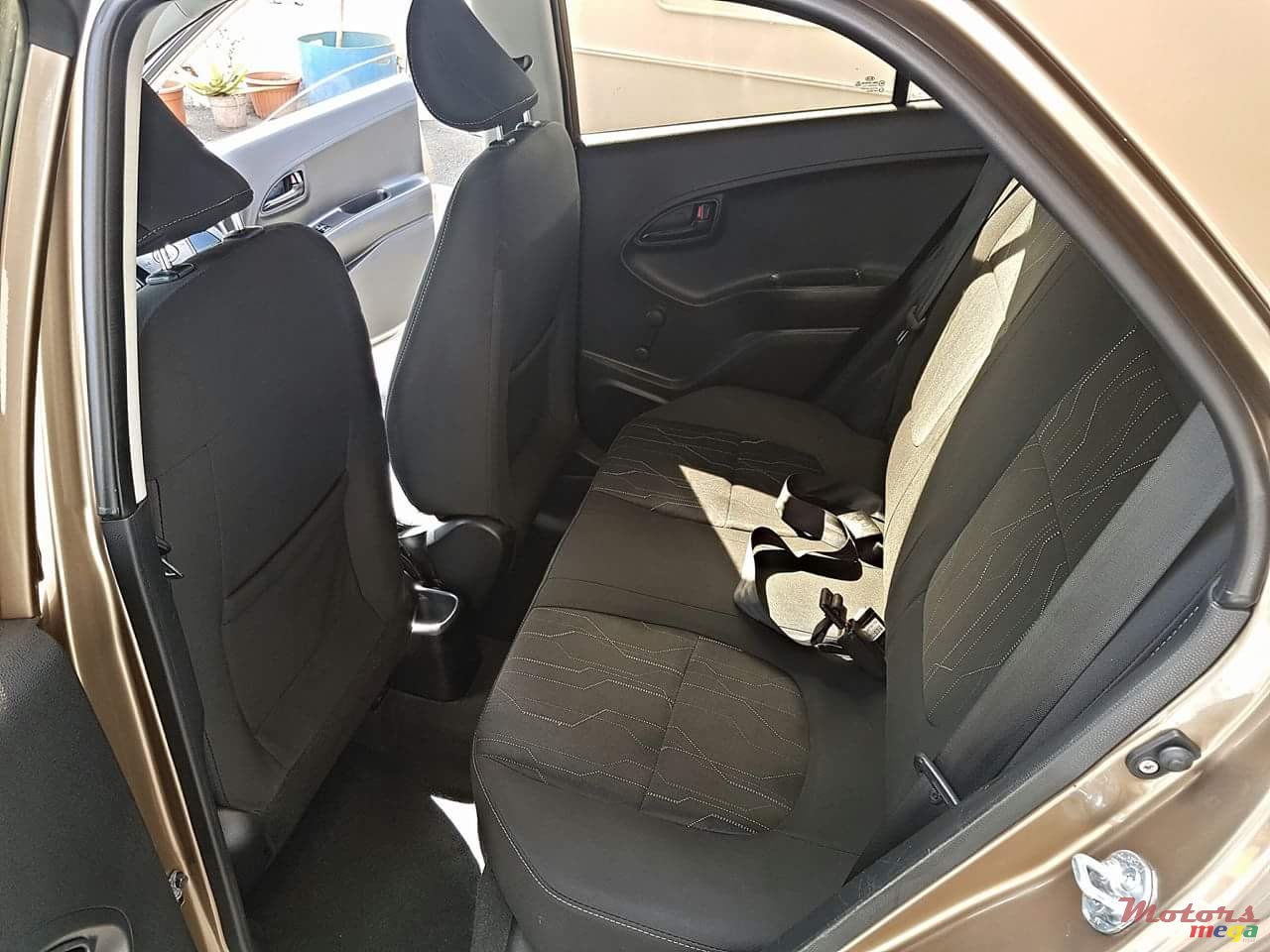 2012' Kia Picanto photo #5