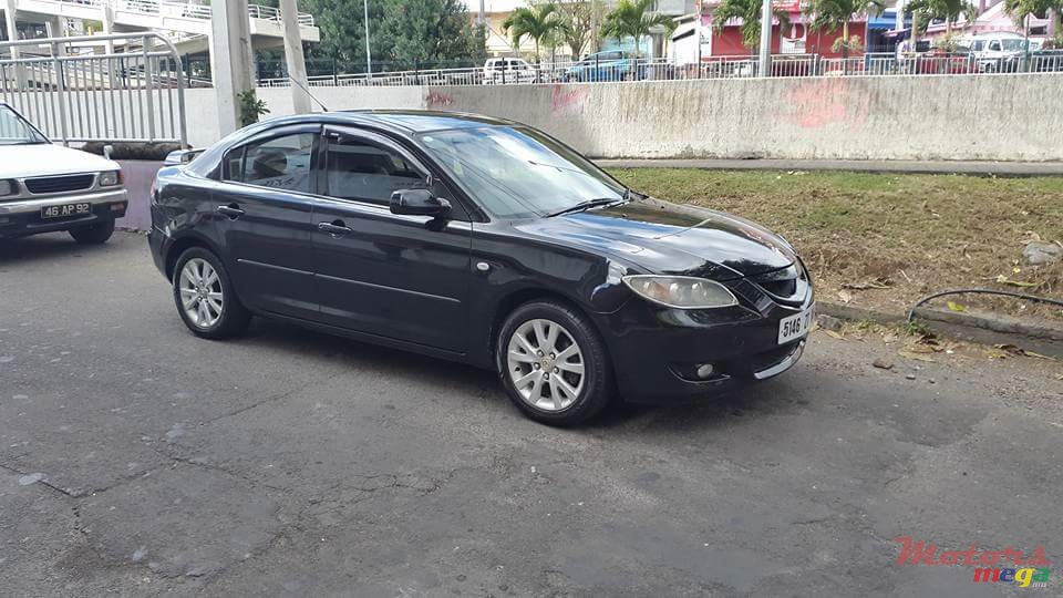 2004' Mazda photo #2