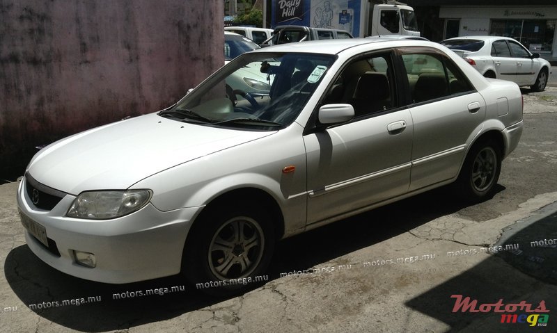 2002' Mazda Familia photo #2