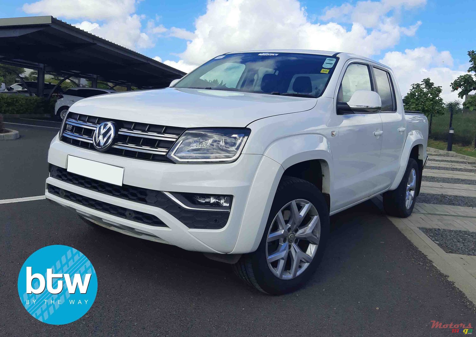 2018' Volkswagen Amarok photo #2